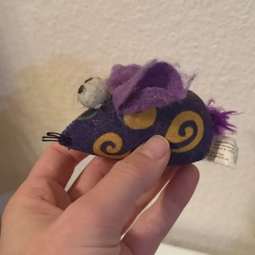 Multipet International Cat Toy Mouse with Feather Purple Swirls 2019